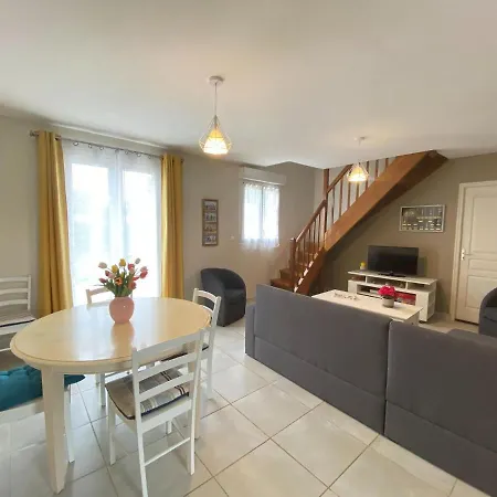 Charming With A Garden 600 M From The